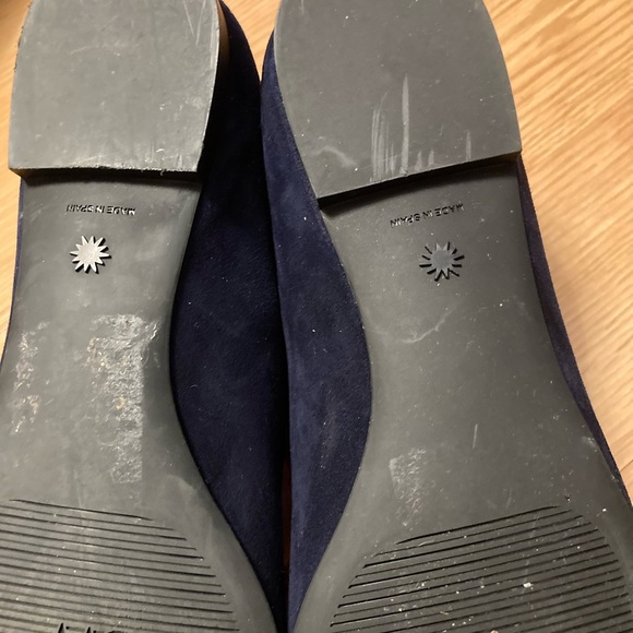 Stuart weitzman gabby chain trimmed suede flats - Picture 8 of 8